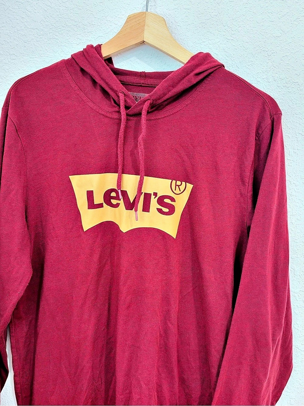 Levi's Men Graphic Pullover Hoodie- Size Large